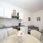 Apartamento By The Sea - 20037 *