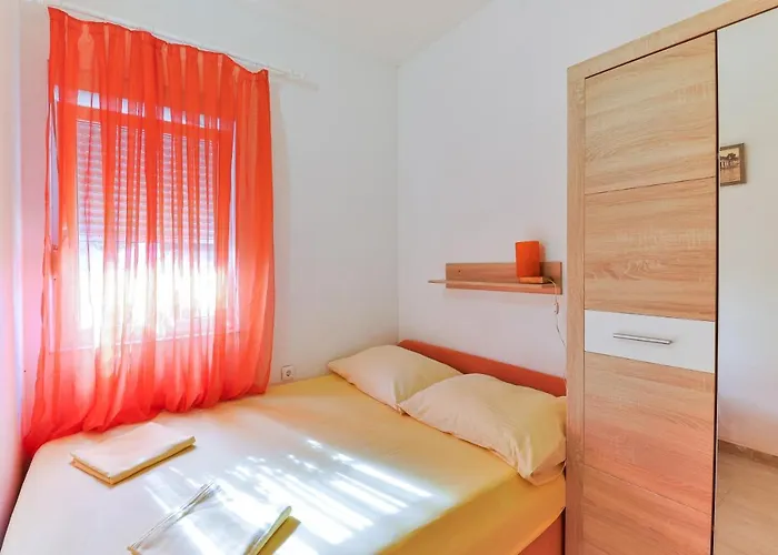 아파트 By The Sea - 20037 자다르