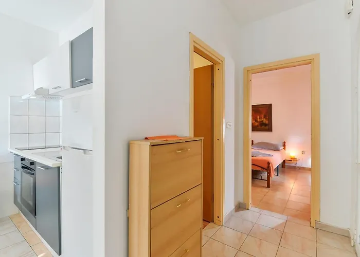 Appartement By The Sea - 20037 *