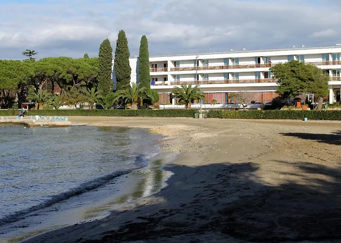 Appartement By The Sea - 20037 *